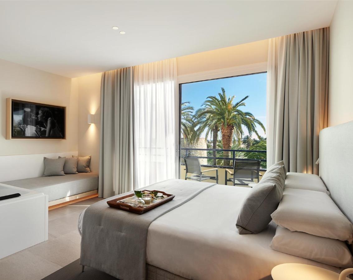 Hotel Restaurant Ceferino Vilanova i la Geltrú Exteriör bild