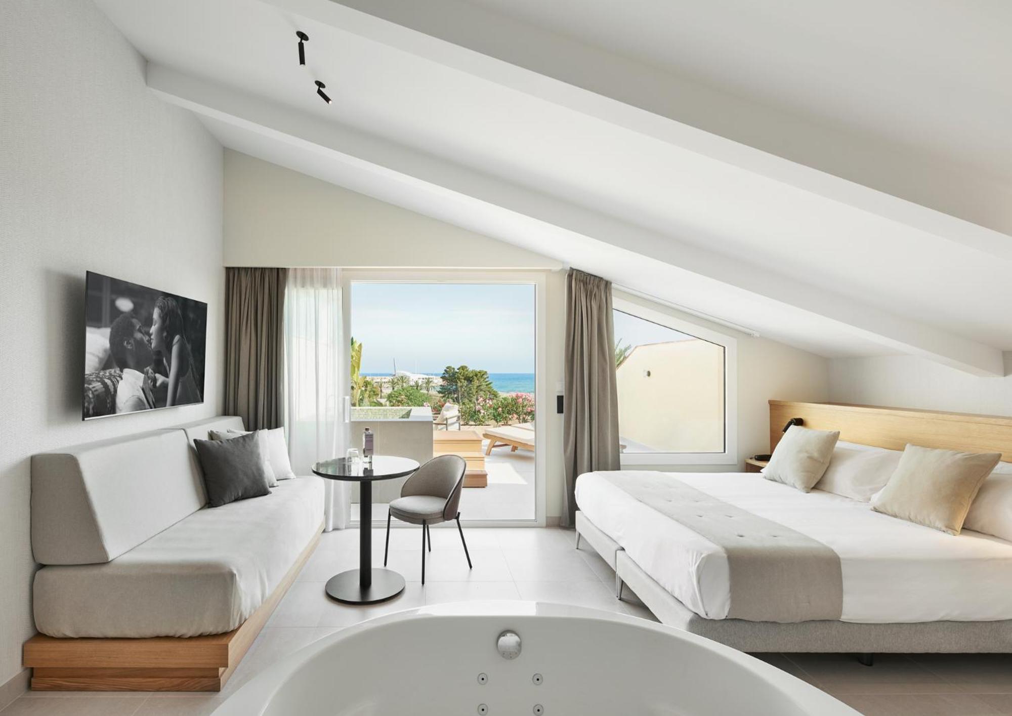 Hotel Restaurant Ceferino Vilanova i la Geltrú Exteriör bild